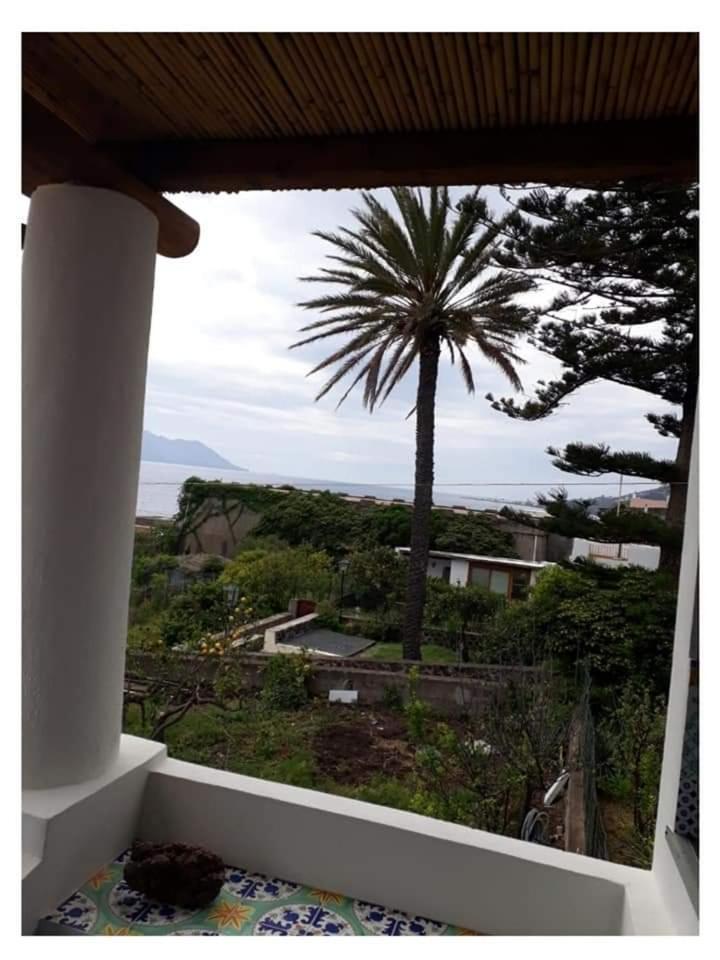 Villa Insolia Santa Marina Salina Bilik gambar